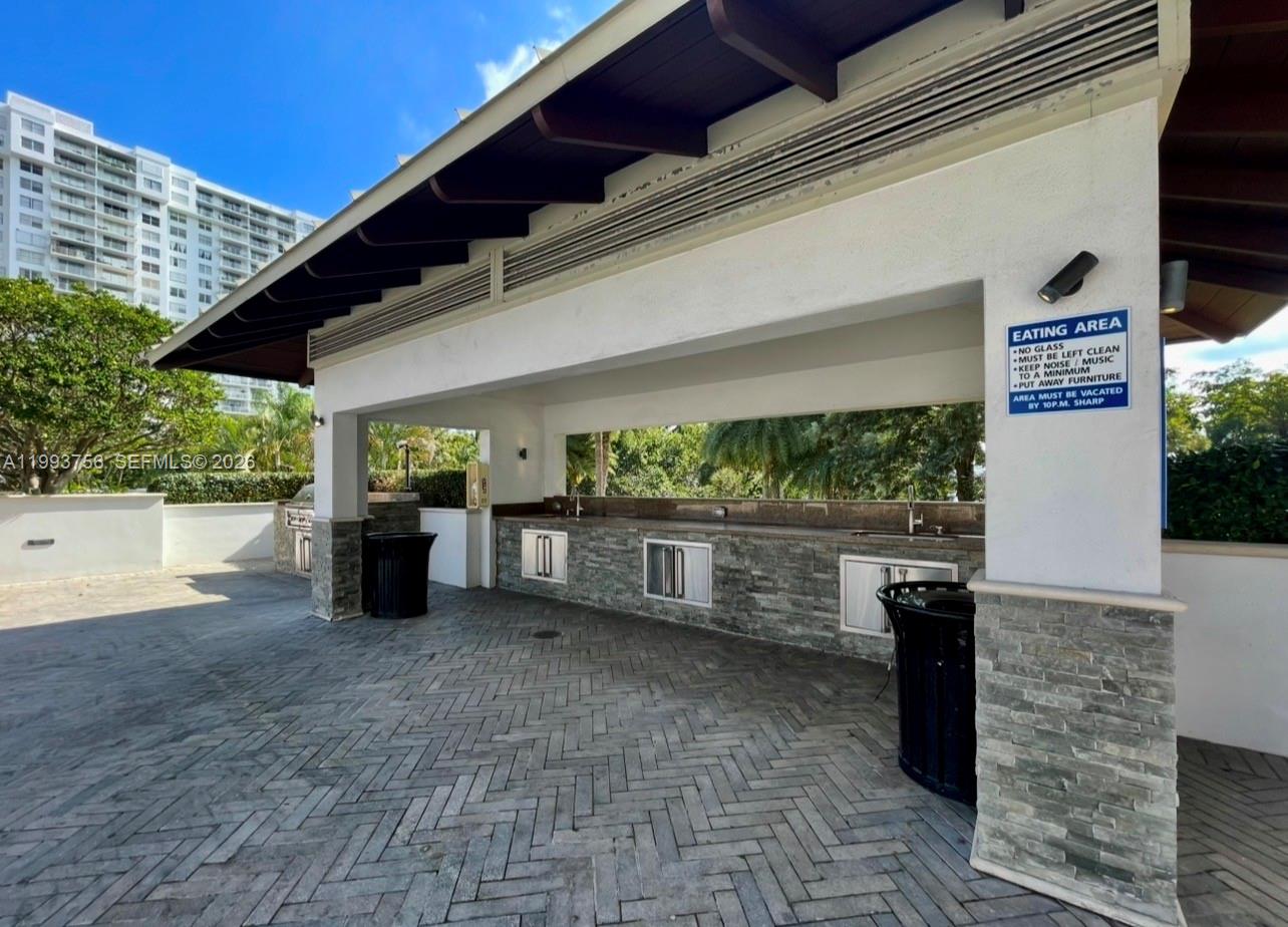 ADMIRALS PORT CONDO WEST - Residential Lease