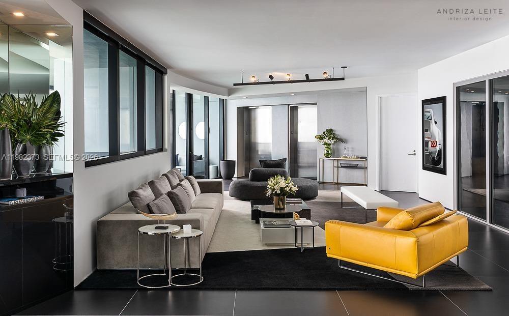 18555 COLLINS AVENUE COND - Residential