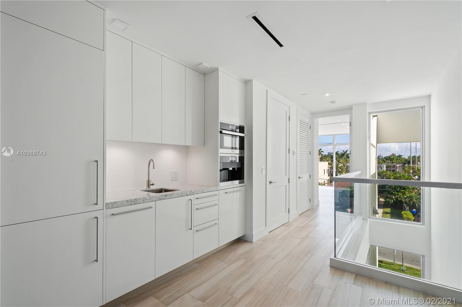 Aqua Marina - Residential