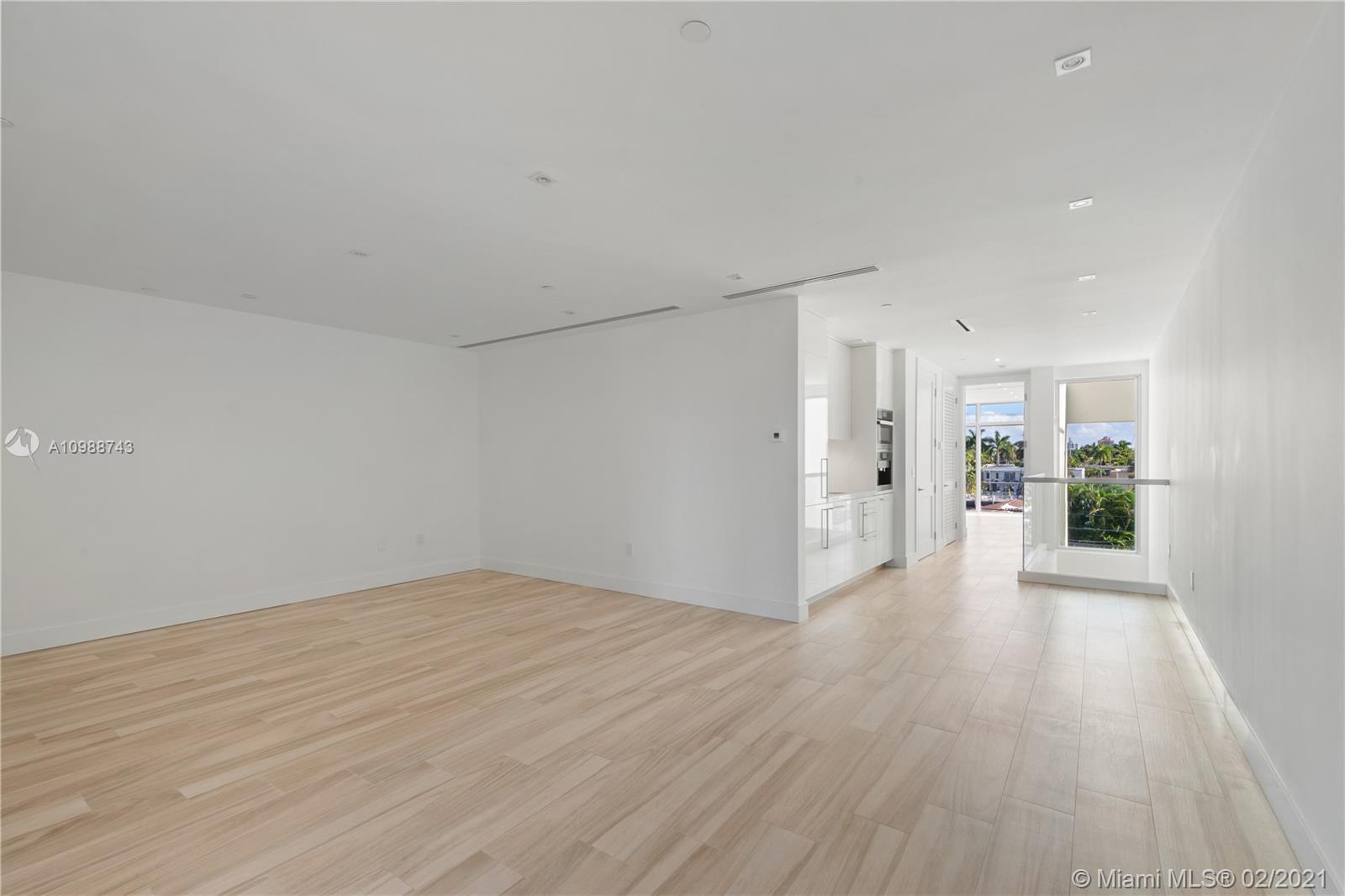 Aqua Marina - Residential