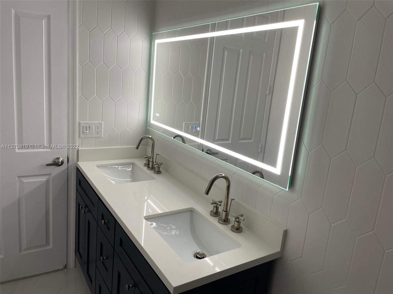 SESSA EIGHT - Residential