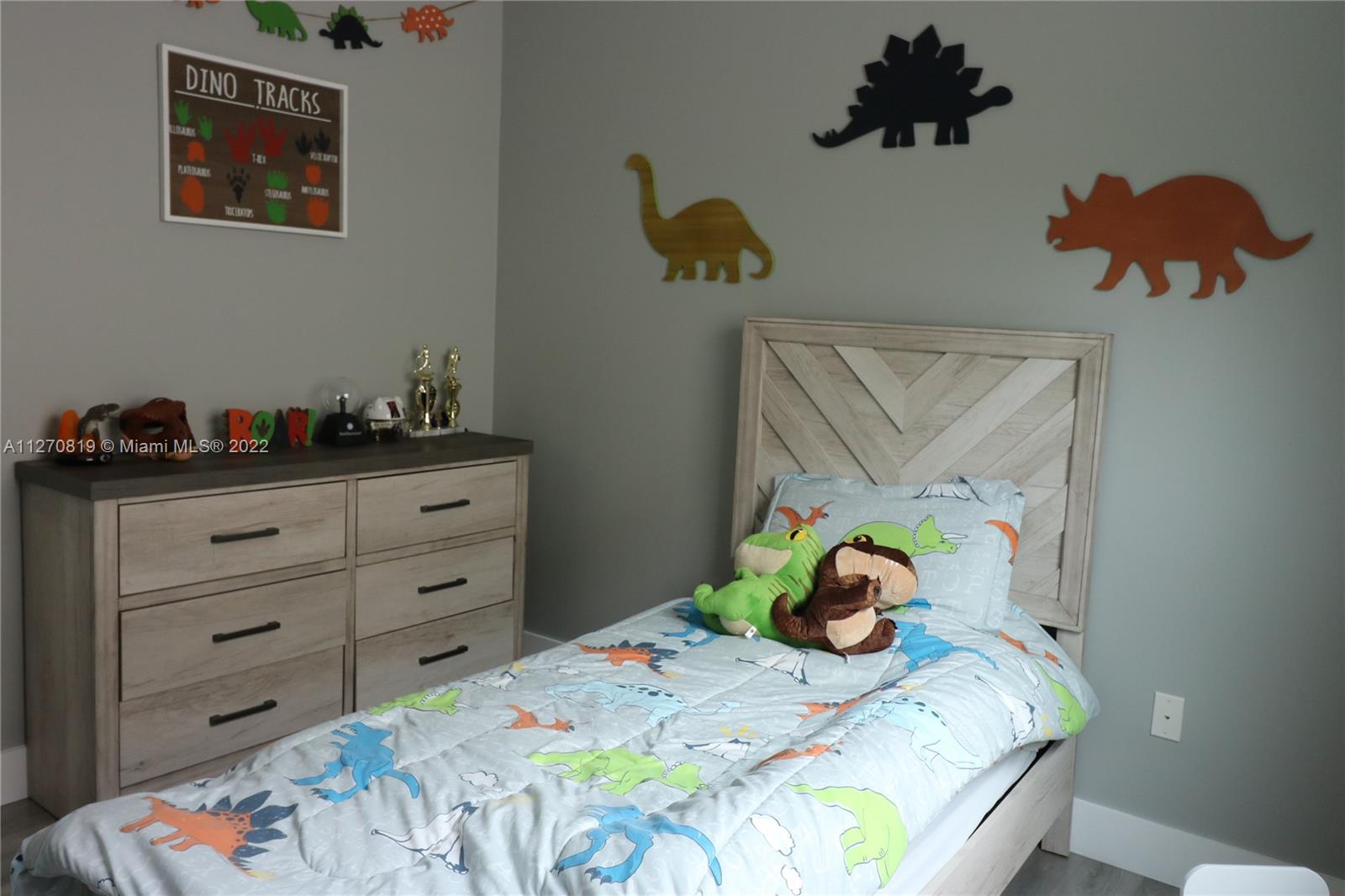 SESSA EIGHT - Residential