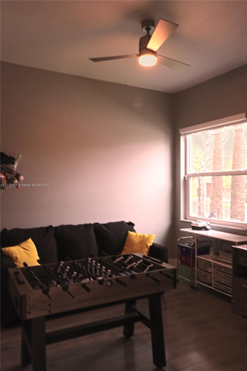 SESSA EIGHT - Residential