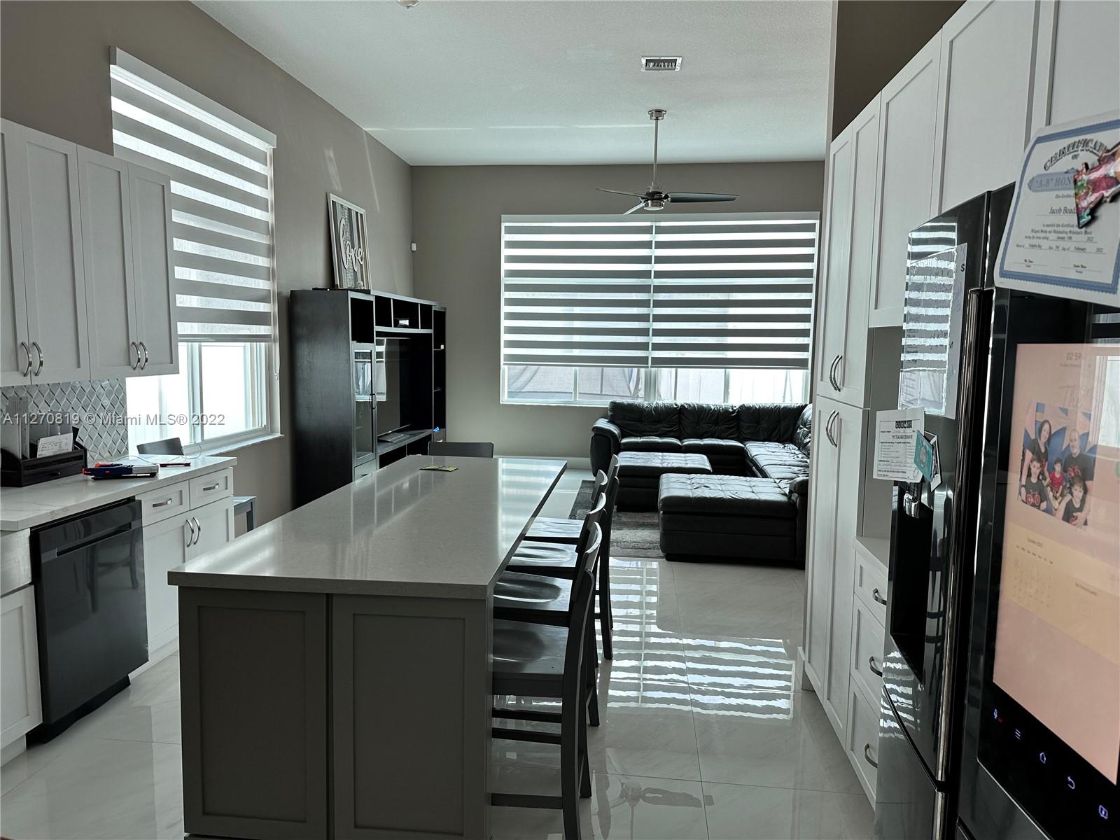 SESSA EIGHT - Residential