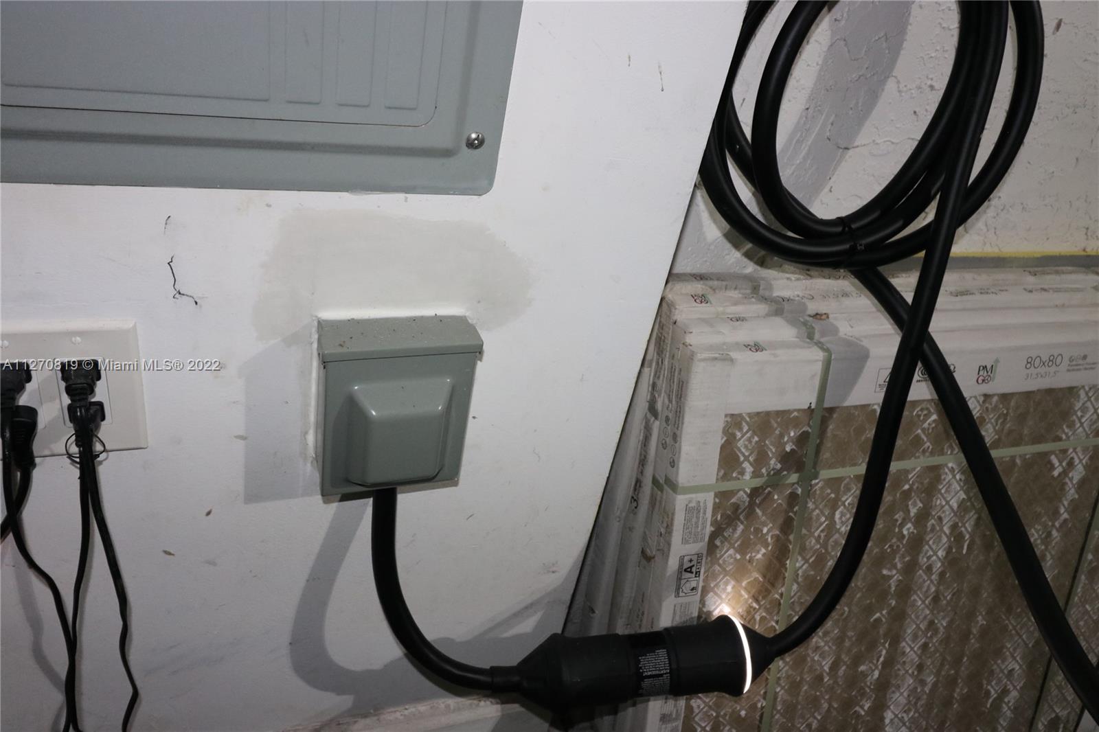 SESSA EIGHT - Residential