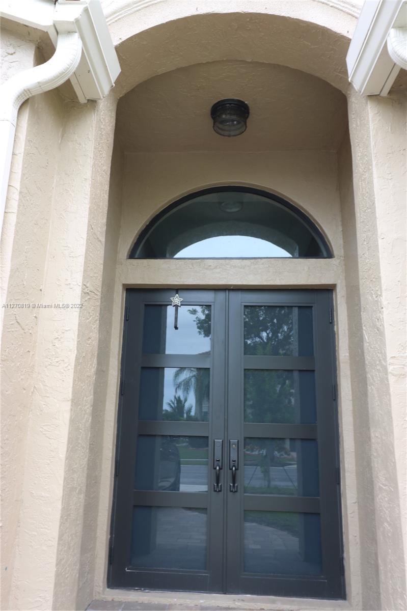 SESSA EIGHT - Residential