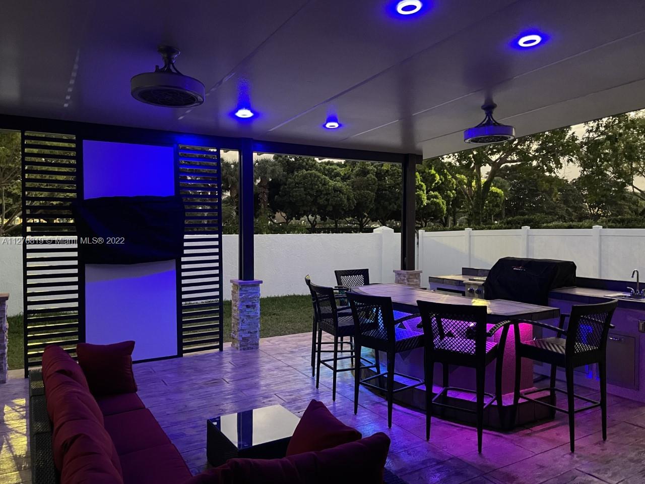 SESSA EIGHT - Residential