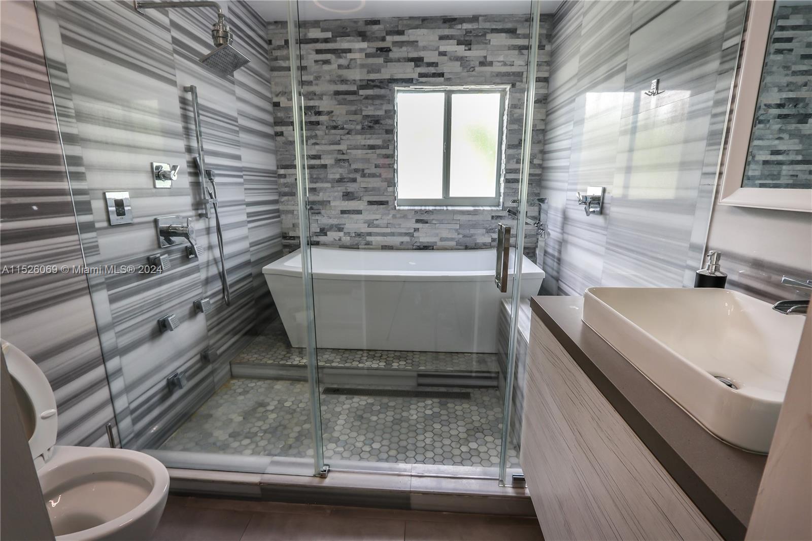 AMD PL OF BELMAR - Residential