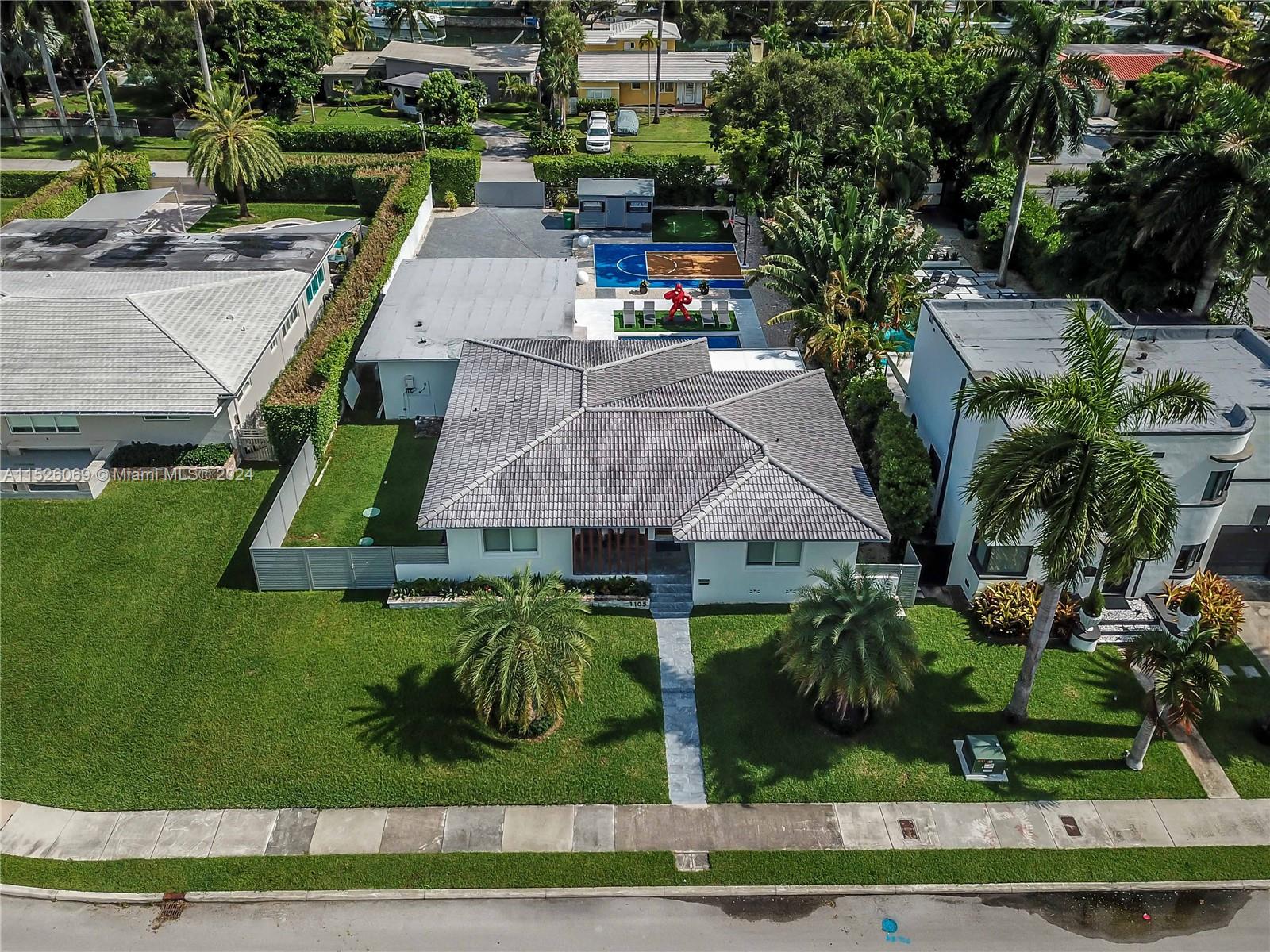 Stunning and Modern home of 4 bedrooms, 3 bathroom in Davis Harbor. A neutral color palette & a modern vibe. The backyard features a New Infinity Pool. Privacy with plenty of yard space, fenced and gated. 75ft Dock located in front of your home that will provide direct ocean access with no bridges. Spacious and Secured with a ring camera system, this property will fulfill all your needs. All lighting, sound system and cameras are managed on your phone to give you a total control of the house.