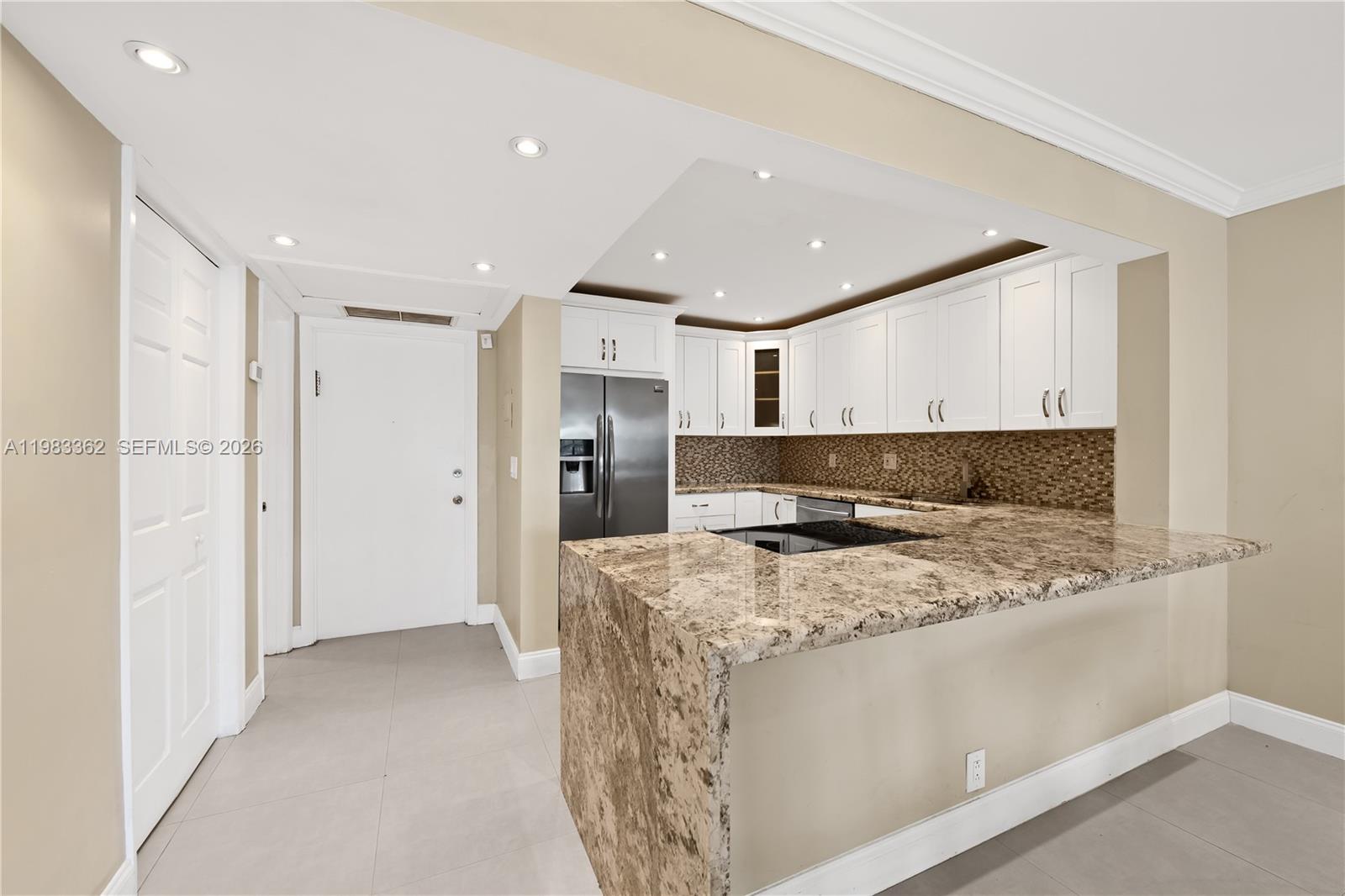 SECOND GULFSTREAM GARDEN - Residential Lease