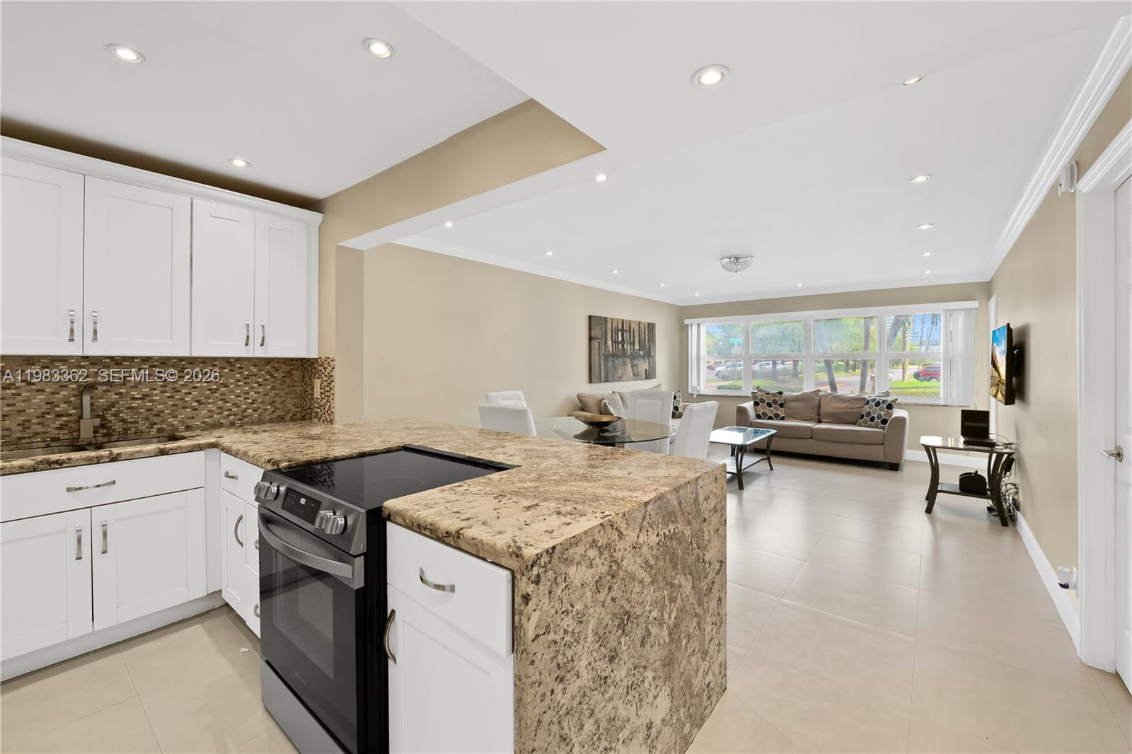 SECOND GULFSTREAM GARDEN - Residential Lease