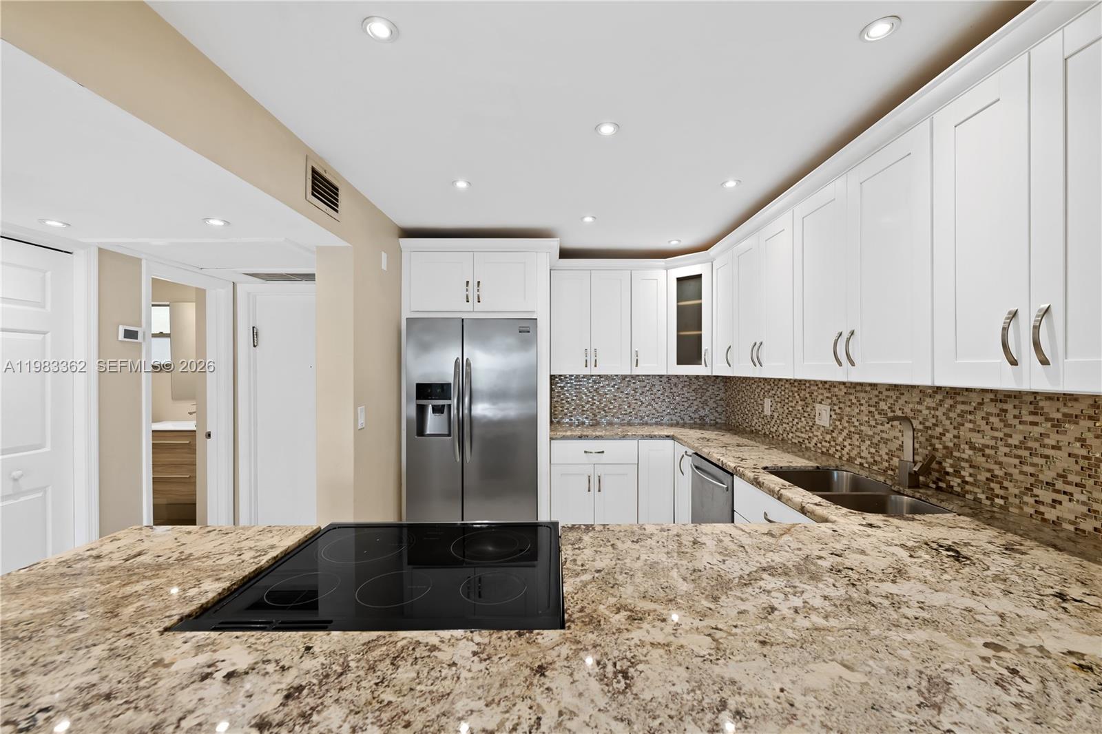 SECOND GULFSTREAM GARDEN - Residential Lease