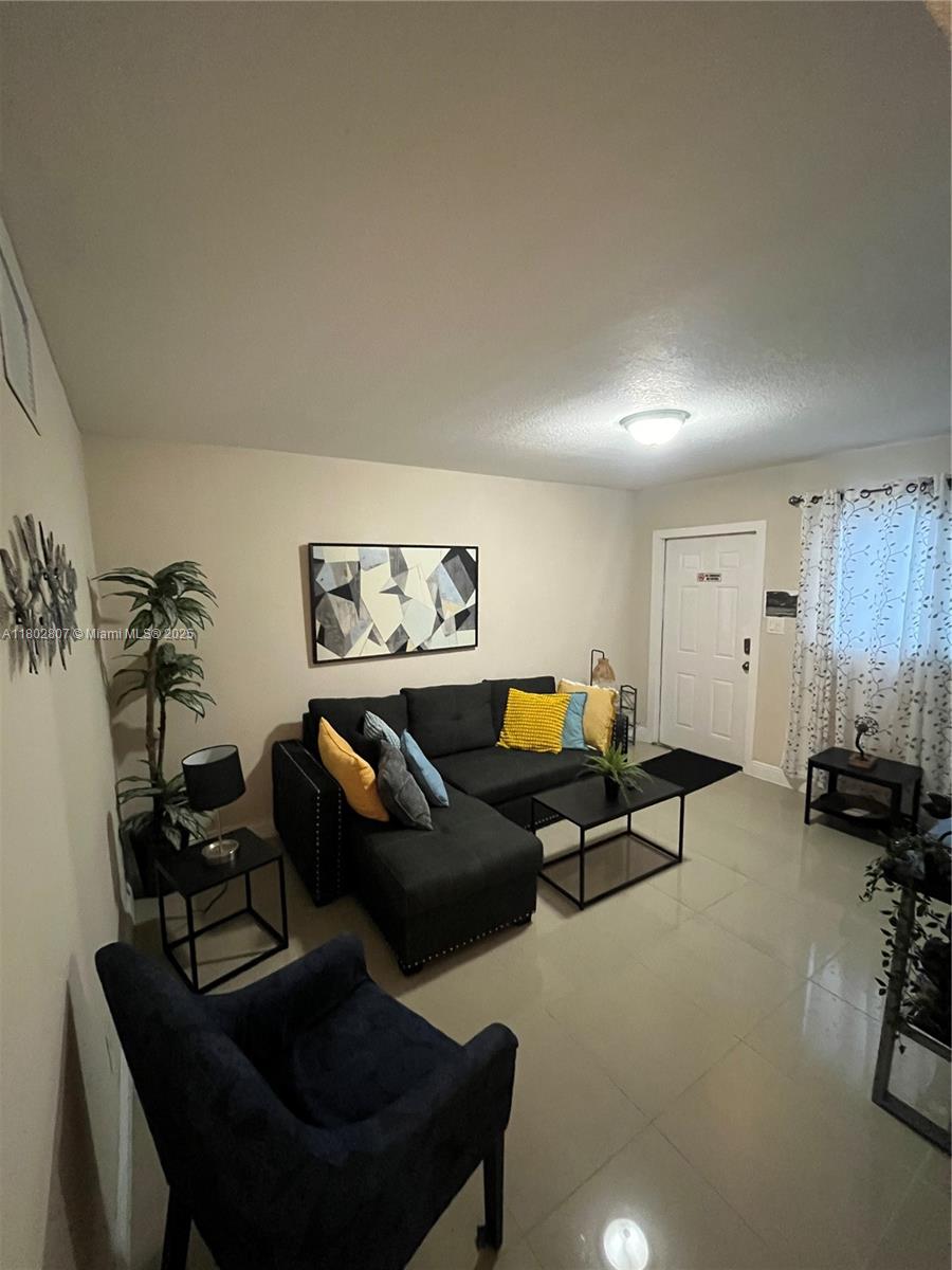 441 NW 7th Ter 2