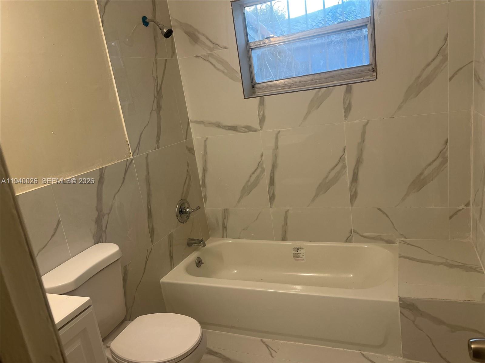 CASTILIAN COURT - Residential