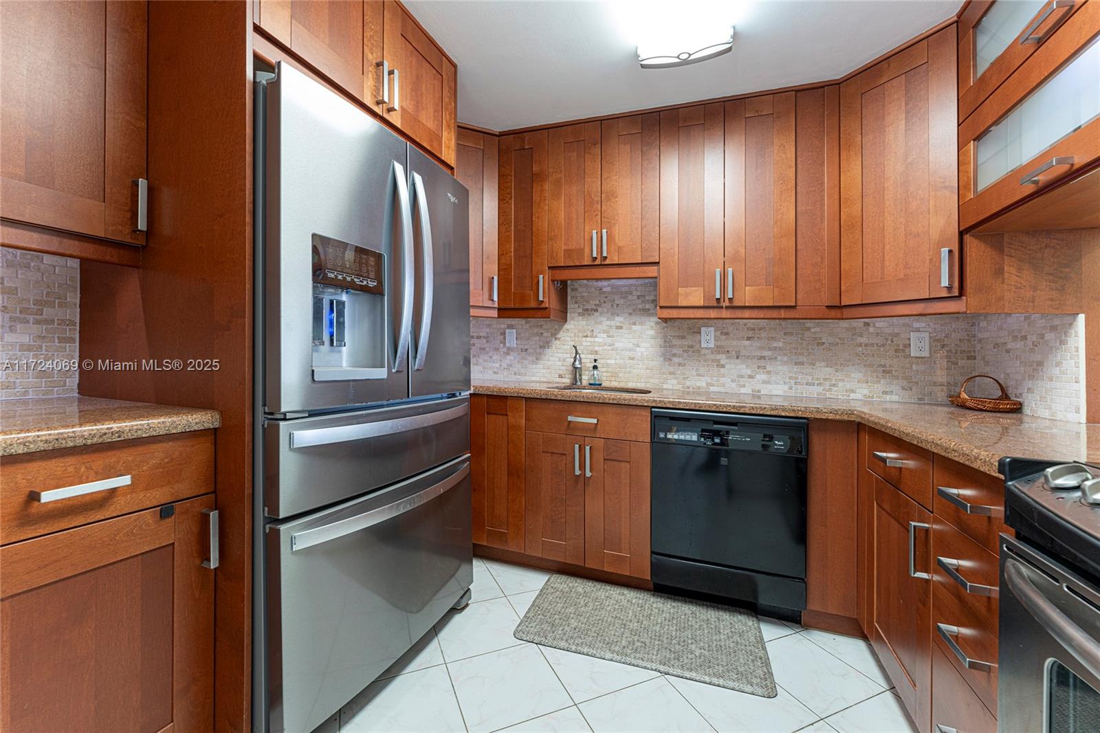 Property for Sale at 400 Leslie Dr 1117, Hallandale Beach, Broward County, Florida - Bedrooms: 1 
Bathrooms: 2  - $287,000