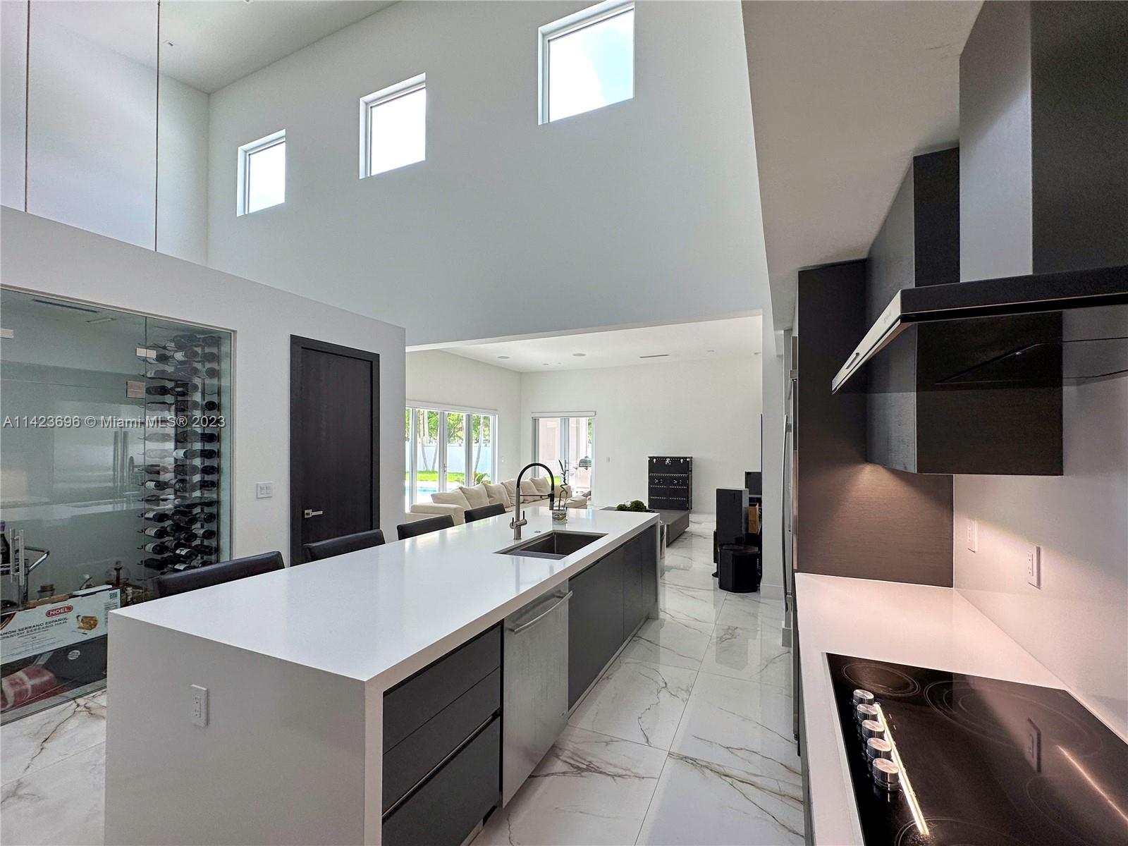 OASIS PARK SQUARE AT DORA - Residential