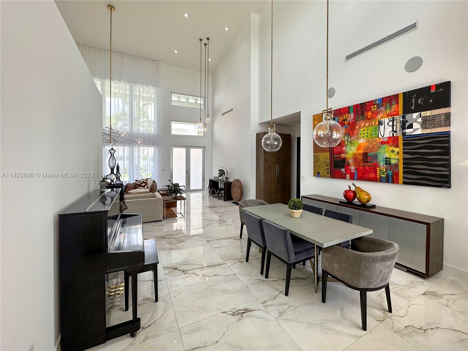 OASIS PARK SQUARE AT DORA - Residential