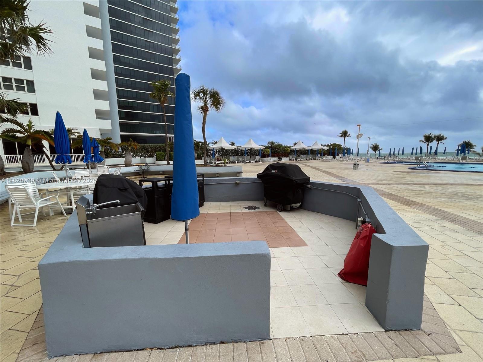 PARKER PLAZA CONDO ESTATE - Residential