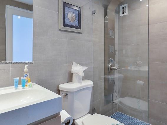 TIDES ON HOLLYWOOD BEACH - Residential