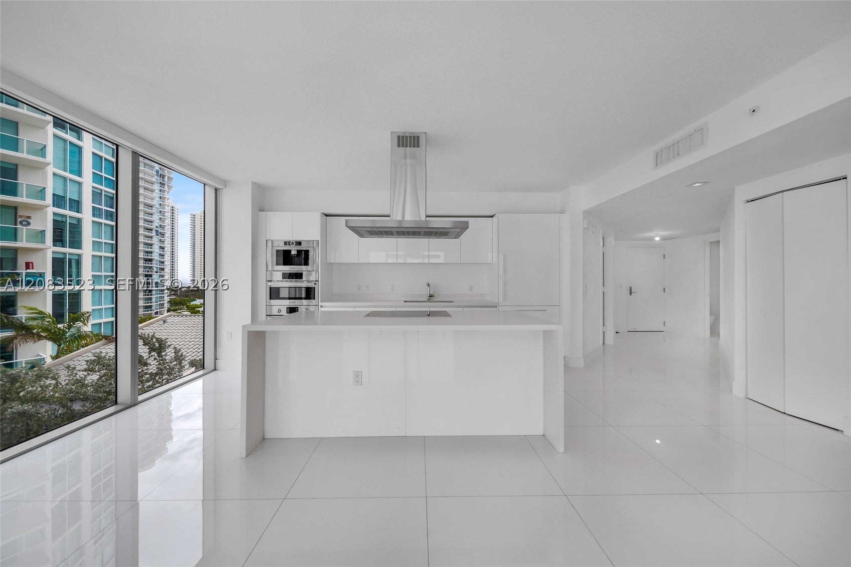 300 Sunny Isles Blvd 4-701