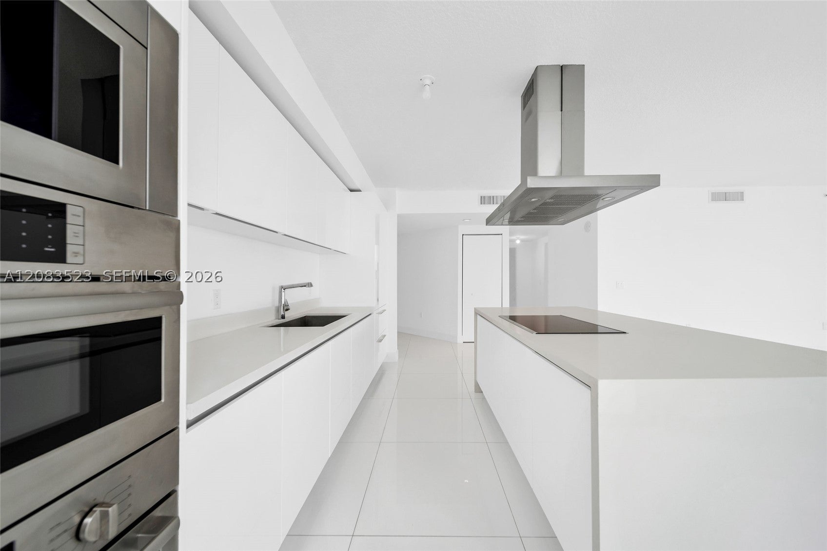 300 Sunny Isles Blvd 4-701