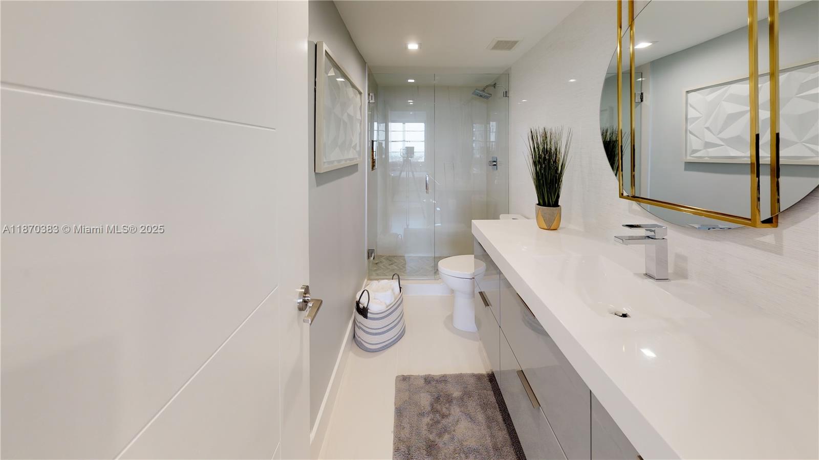 THE PAVILION CONDO - Residential Lease