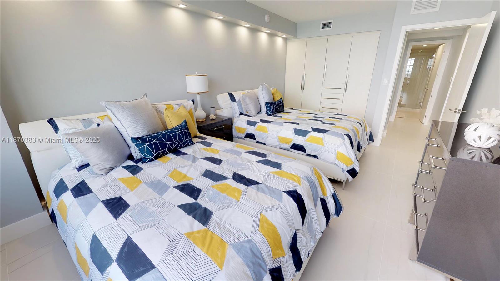 THE PAVILION CONDO - Residential Lease