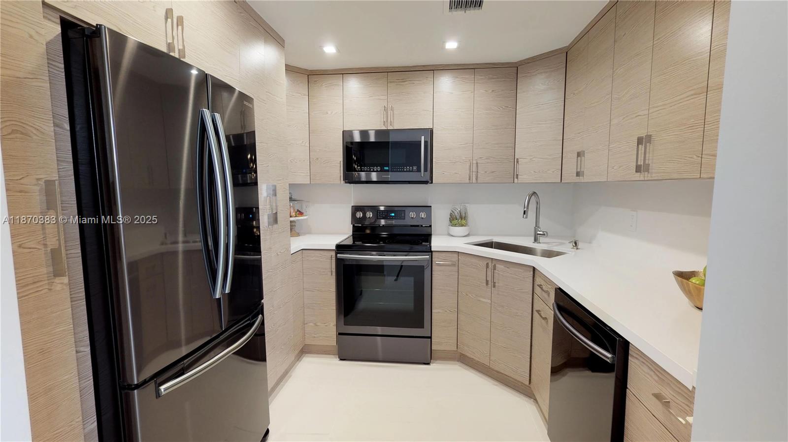 THE PAVILION CONDO - Residential Lease