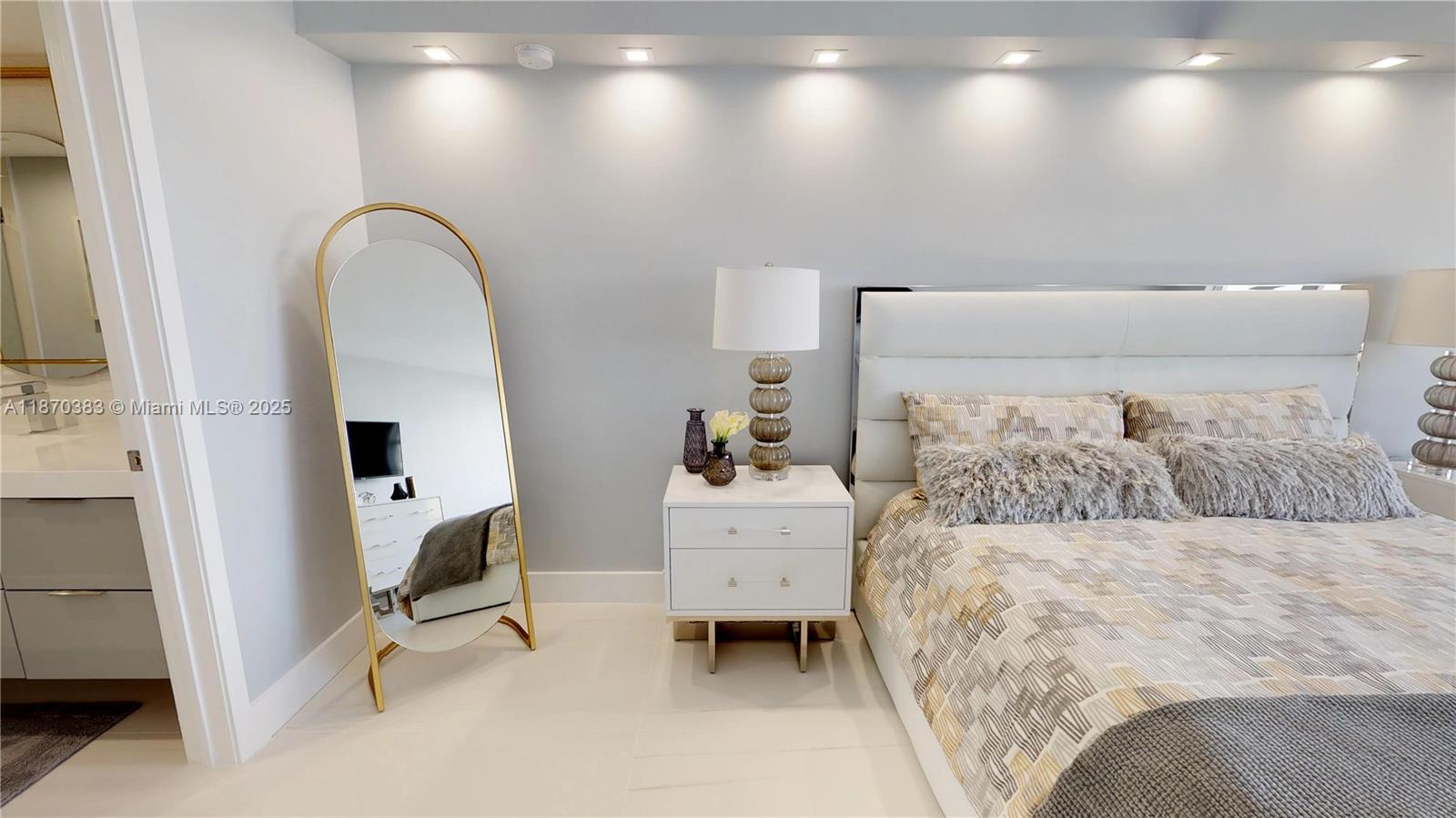 THE PAVILION CONDO - Residential Lease