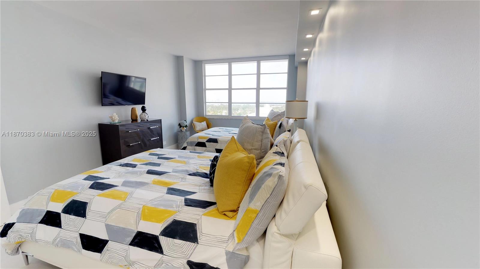 THE PAVILION CONDO - Residential Lease