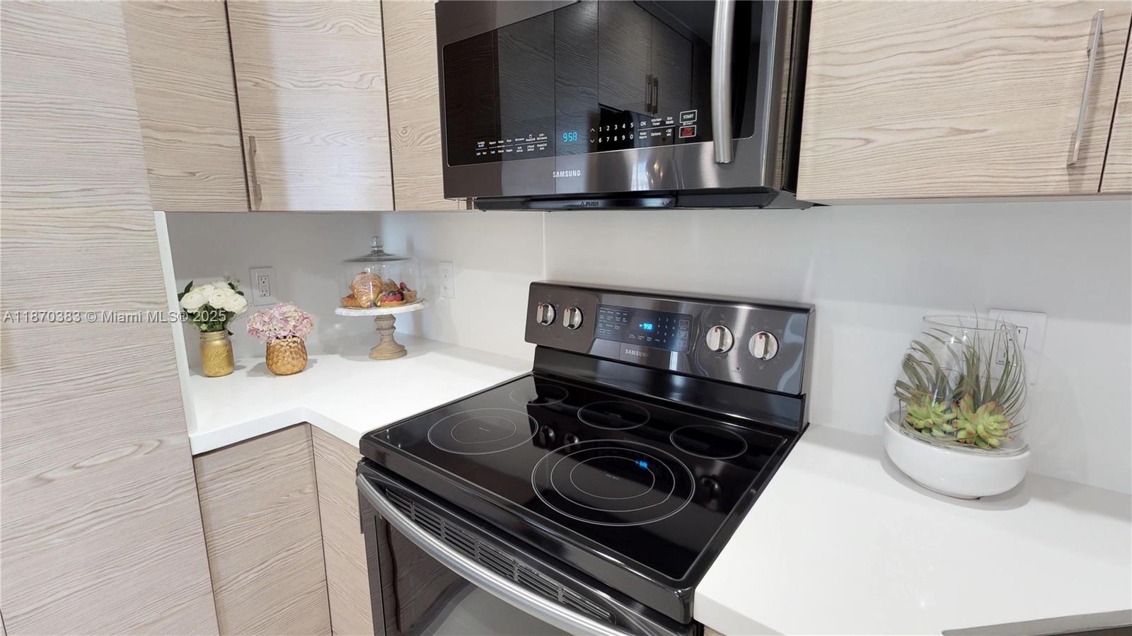 THE PAVILION CONDO - Residential Lease