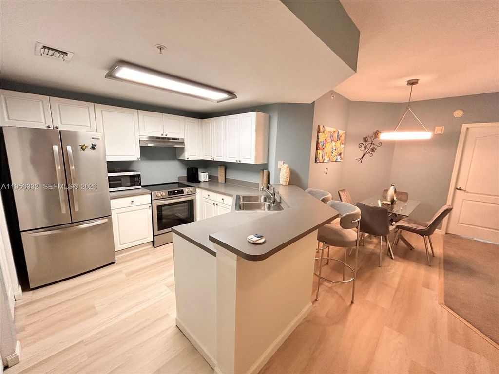 Photo of 5050 Fairways Cir #E208, Vero Beach, FL 32967 (MLS # A11956332)