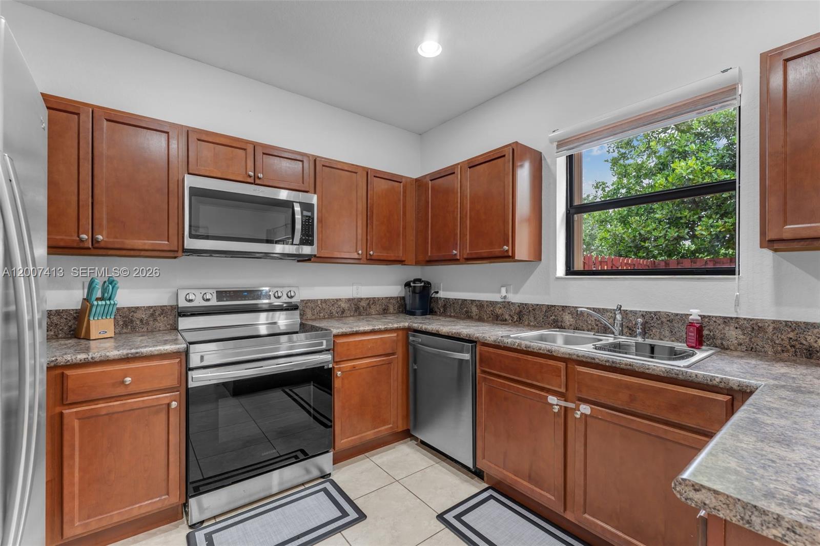 CENTURY GARDENS AT TAMIAM - Residential