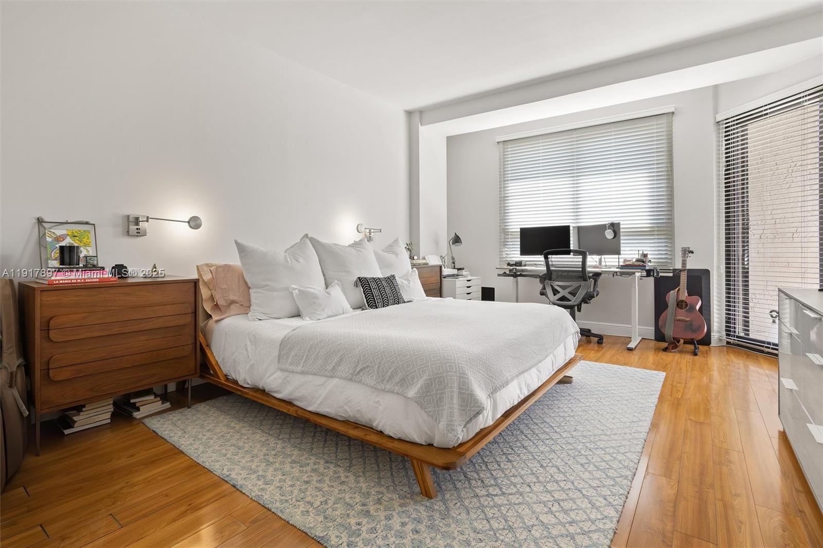 THE EMERALDBAY @ KEY COLO - Residential