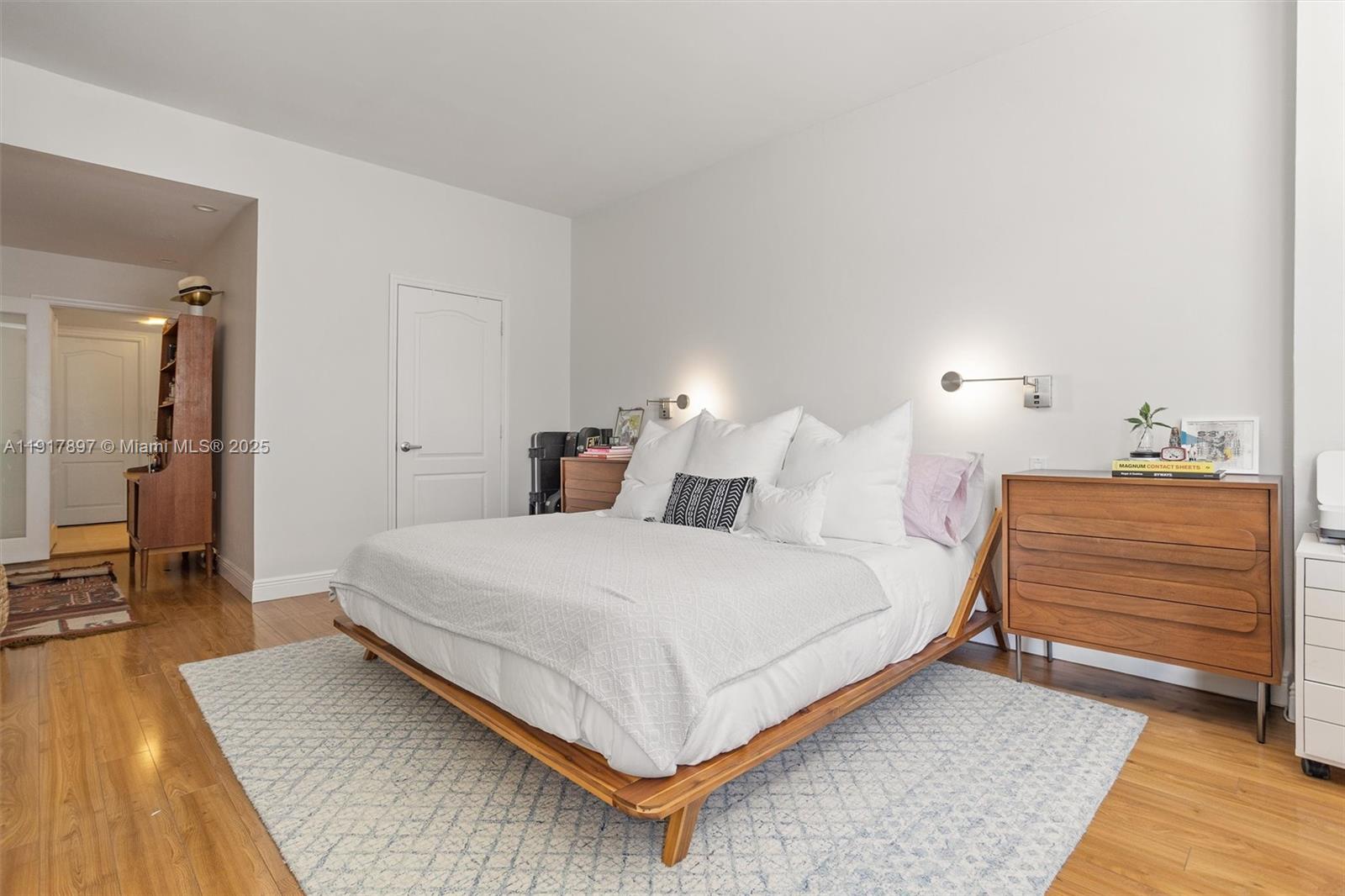 THE EMERALDBAY @ KEY COLO - Residential