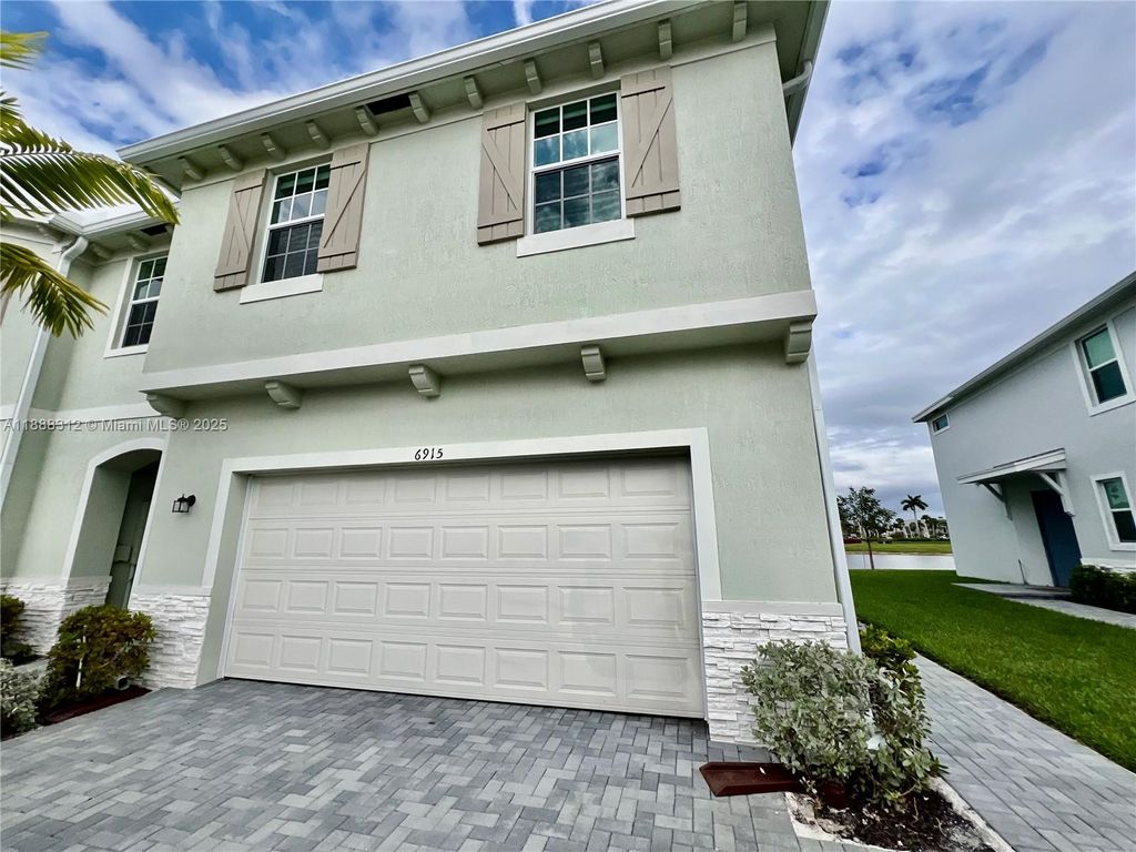 Photo of Lake Worth, FL 33467 (MLS # A11888312)