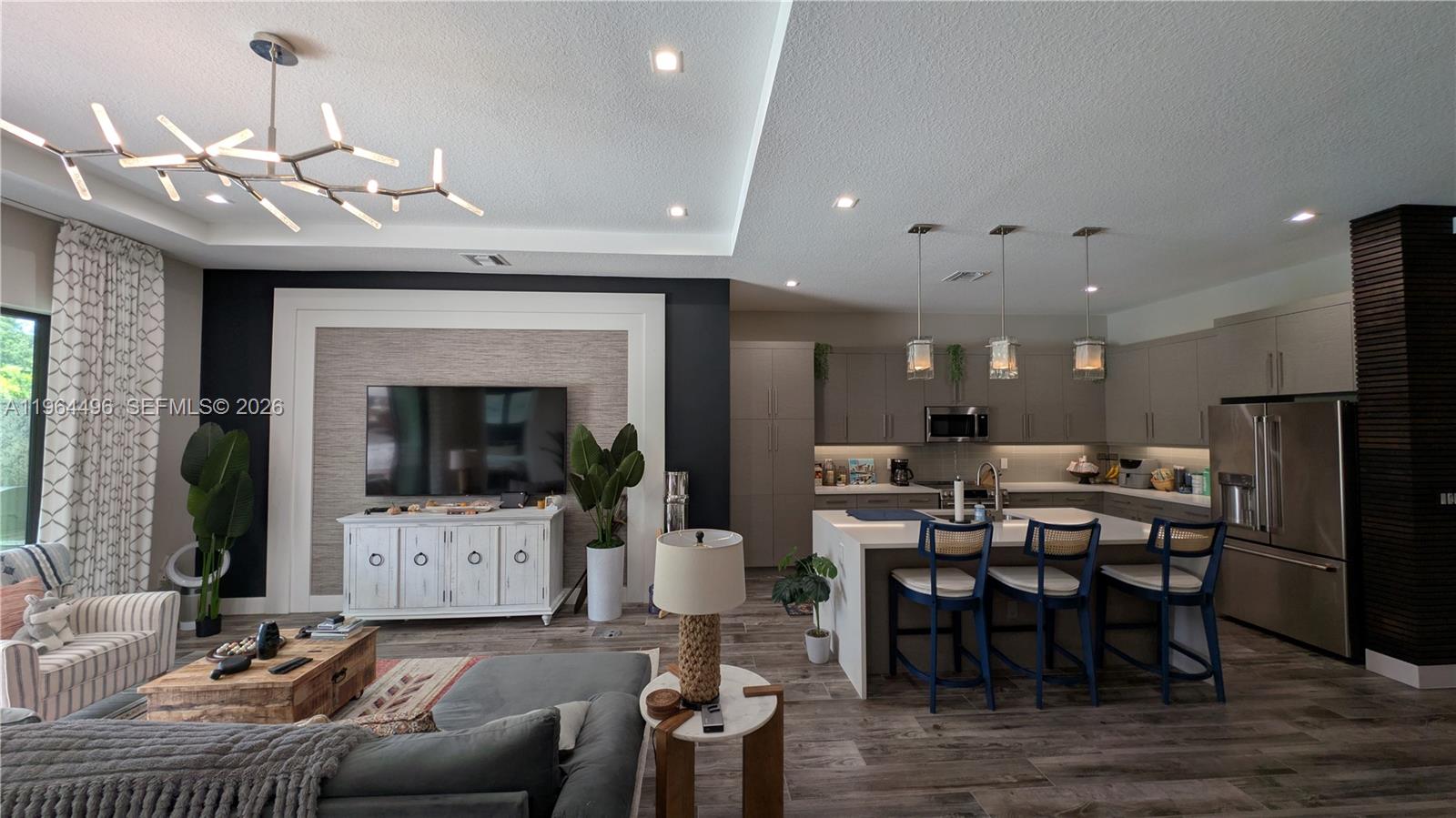 BANYAN CAY RESORT COMMUNI - Residential