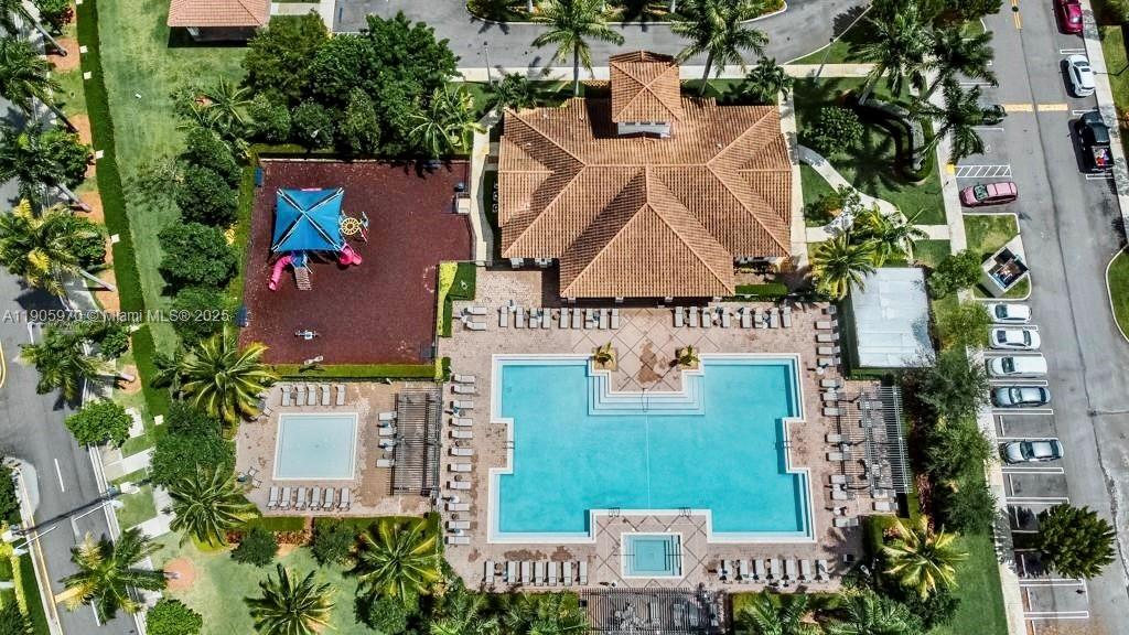 COCO PALM ESTATES - Residential