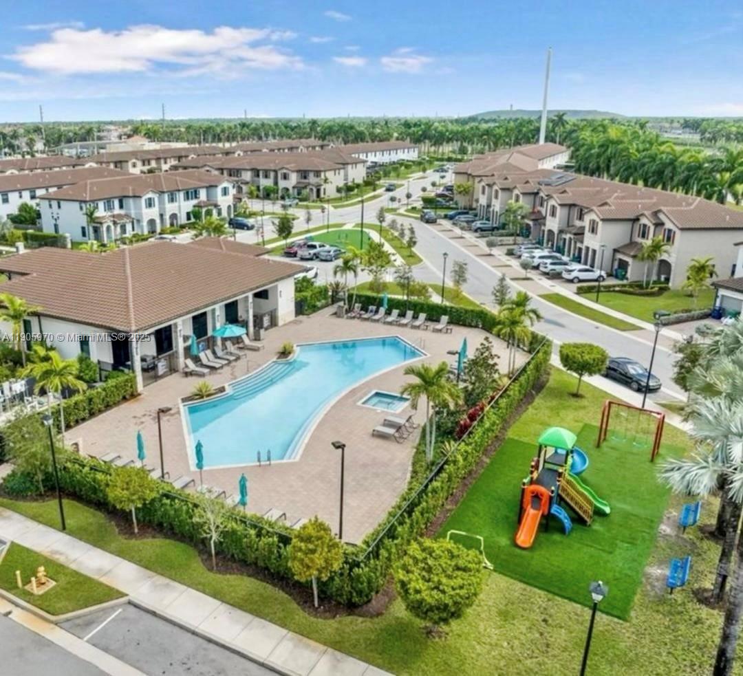 COCO PALM ESTATES - Residential