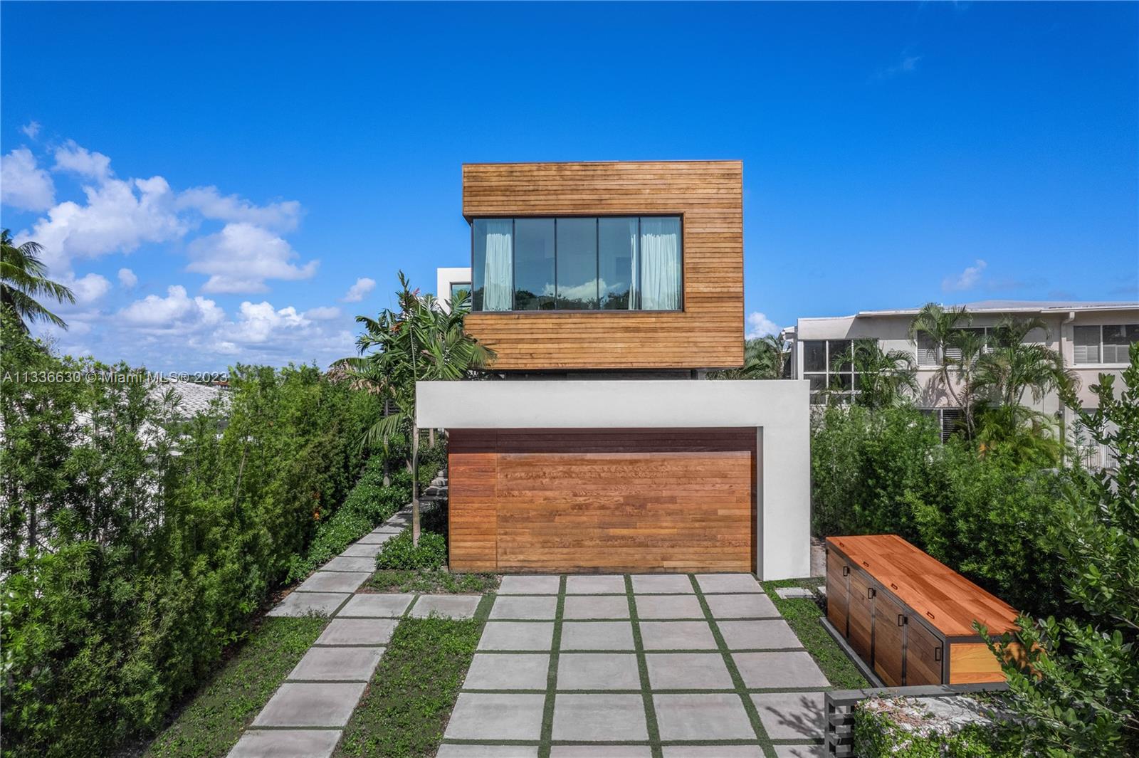 HIBISCUS ISLAND - Residential