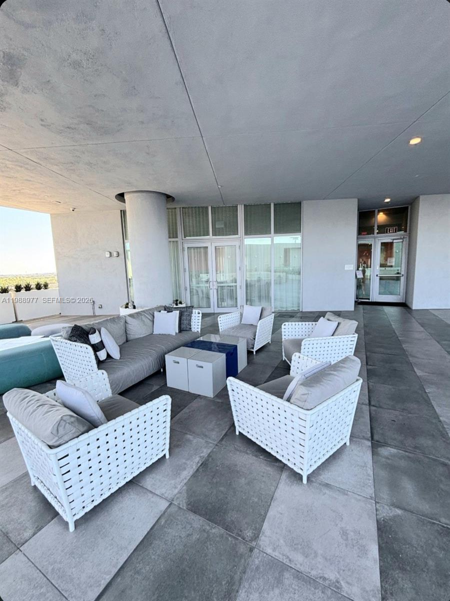 METROPICA NORTH TOWER ONE - Residential Lease