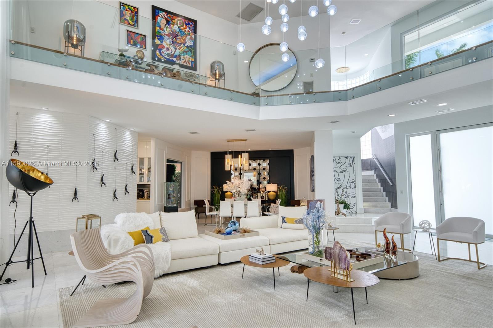 HOLLYWOOD LAKES SECTION - Residential