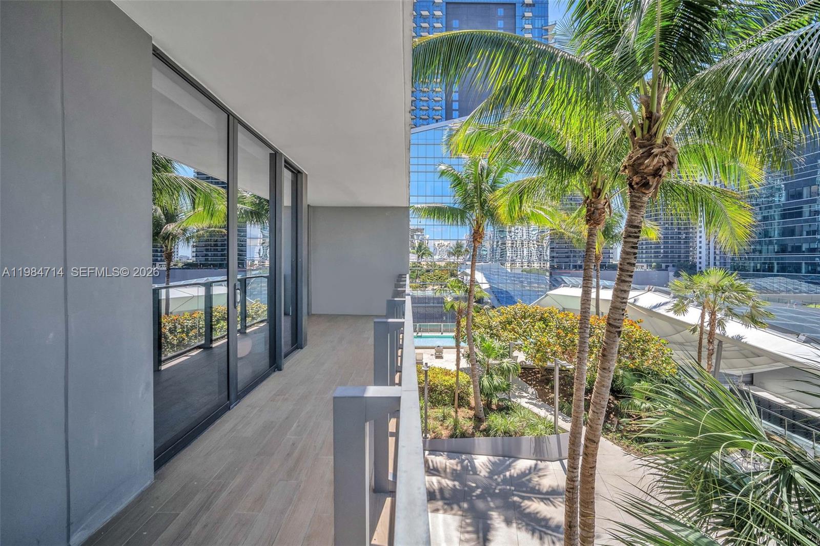 REACH CONDO - Residential