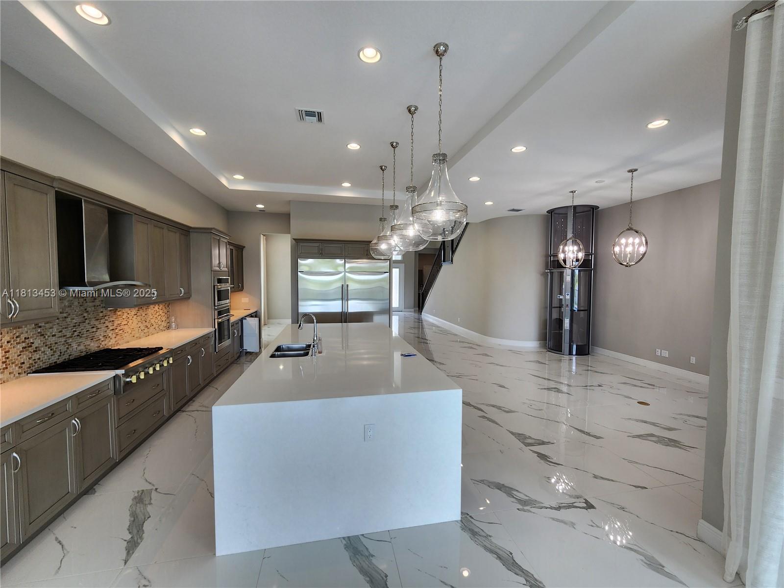 ARTISTRY - Residential