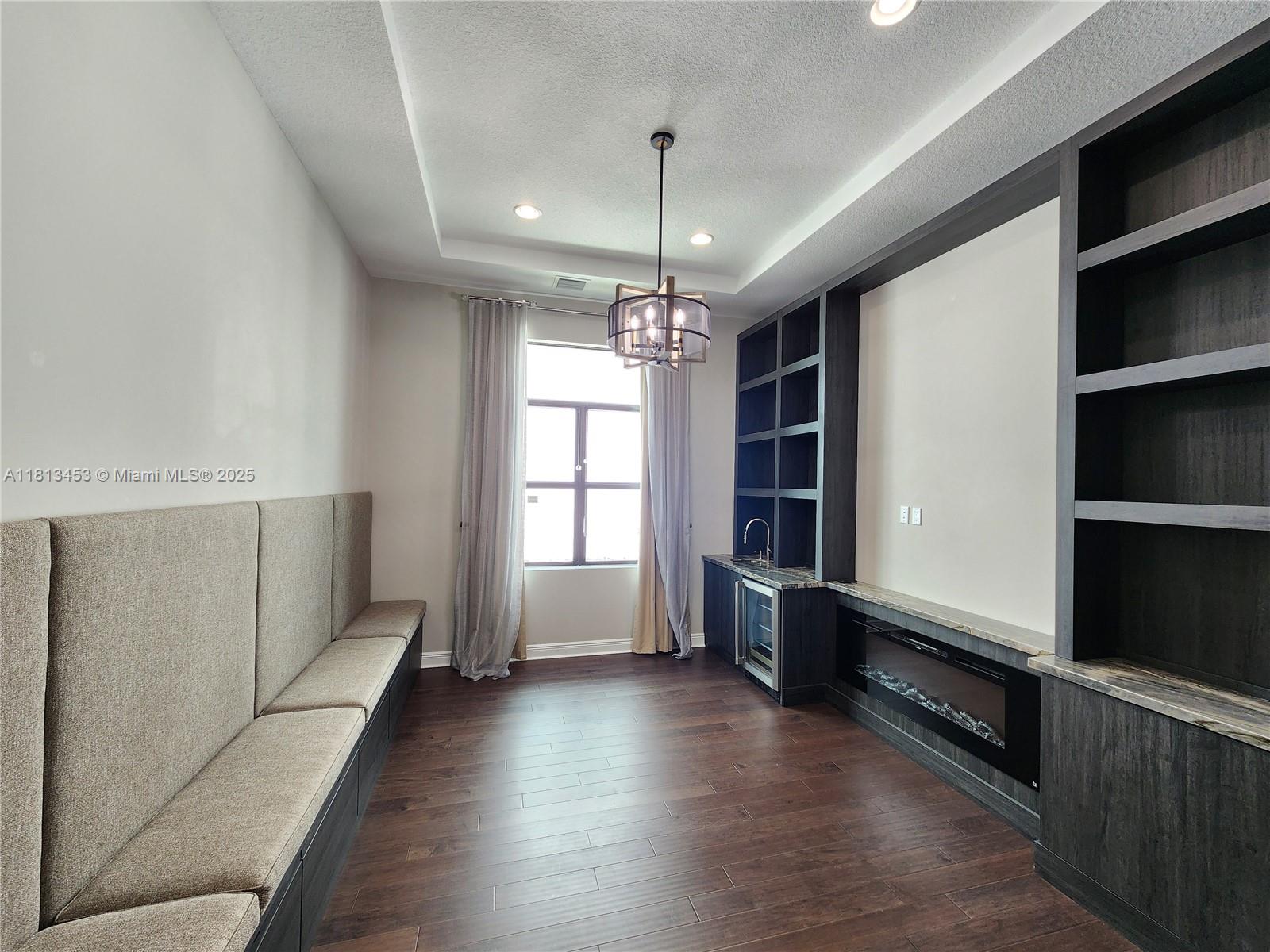ARTISTRY - Residential