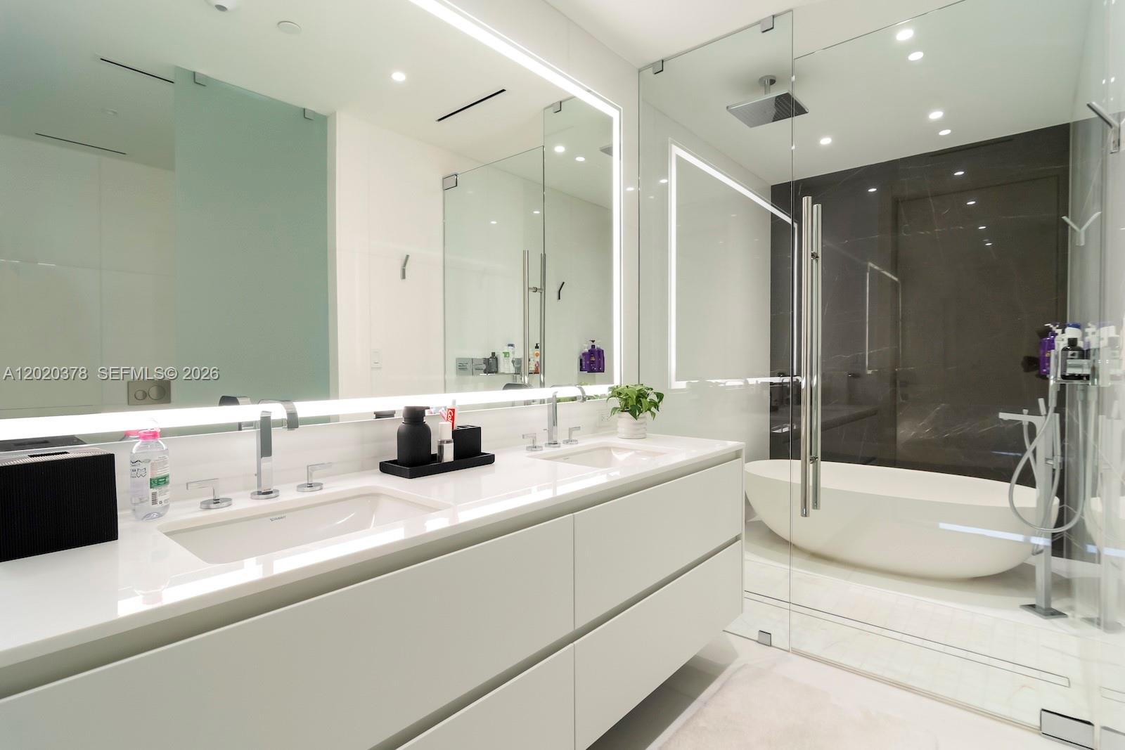 Aston Martin Residences - Residential