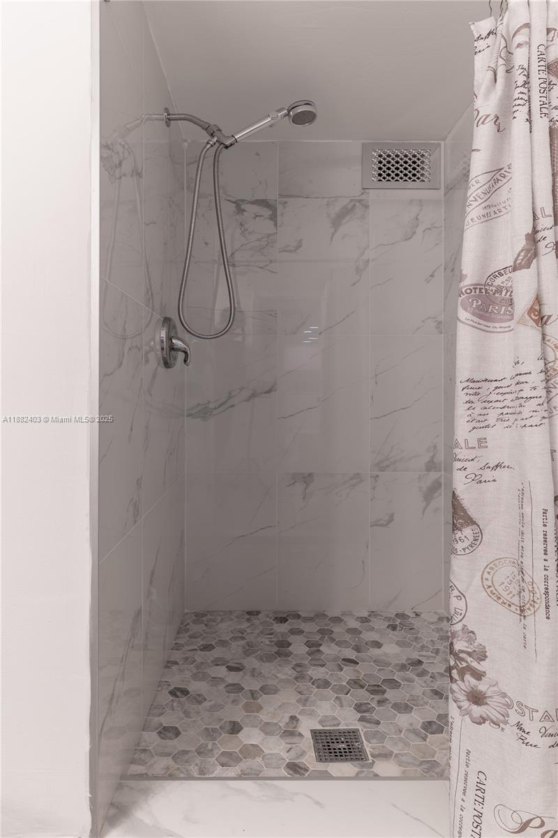 GOLDEN HORN SOUTH CONDO - Residential