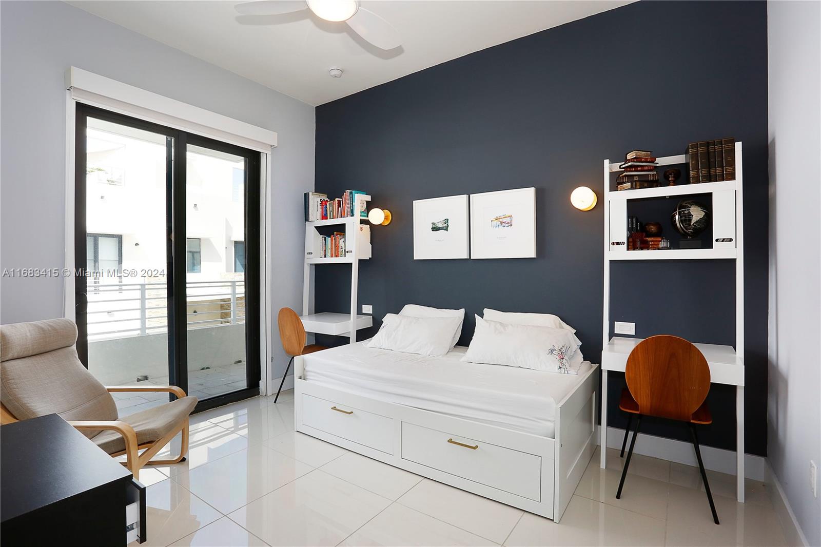 HIDEAWAY COVE CONDOMINIUM - Residential Lease