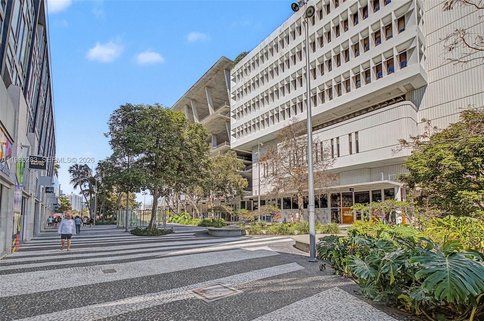 GOLF COURSE SUB AMD PL - Residential Lease