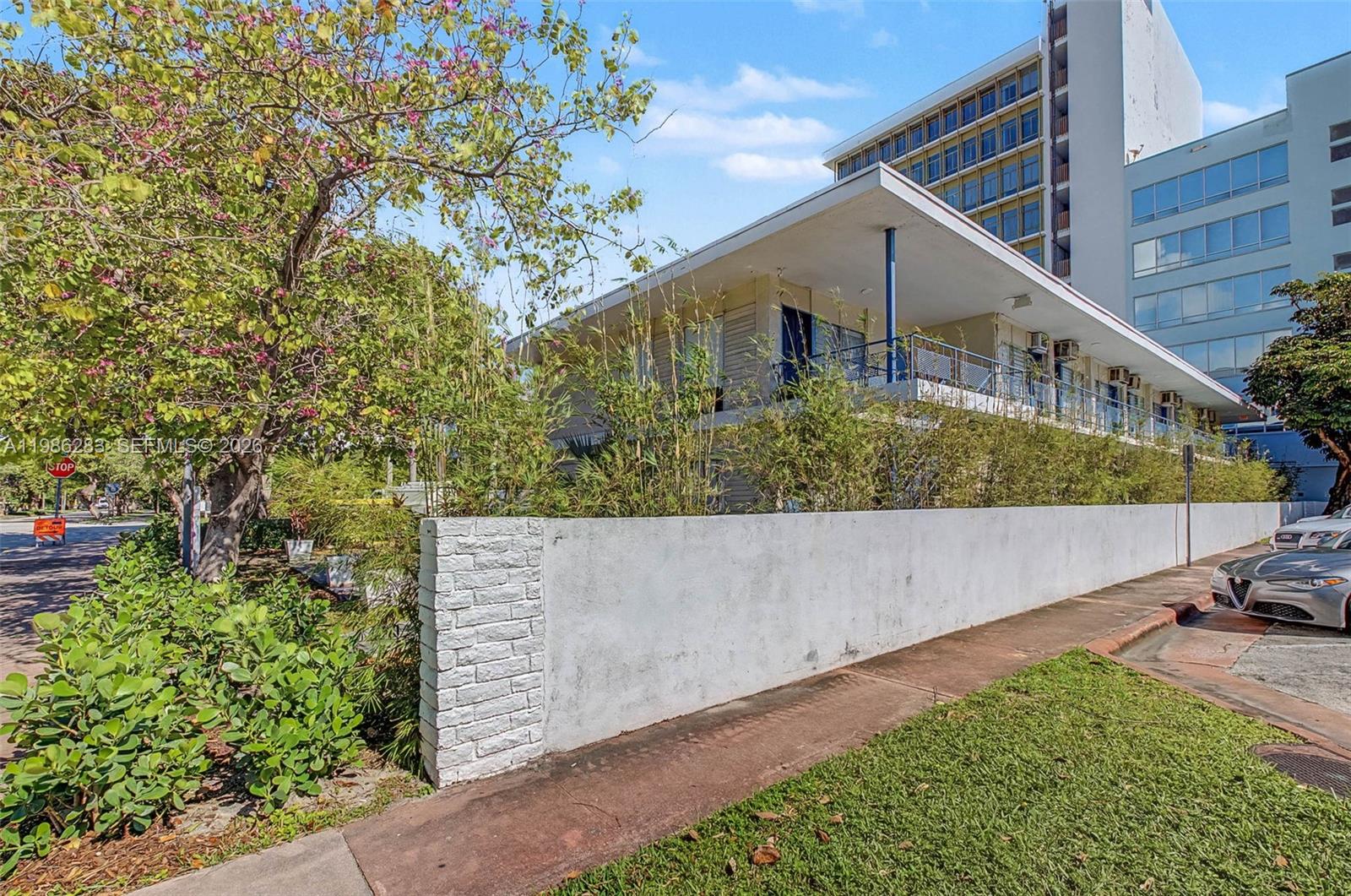 GOLF COURSE SUB AMD PL - Residential Lease